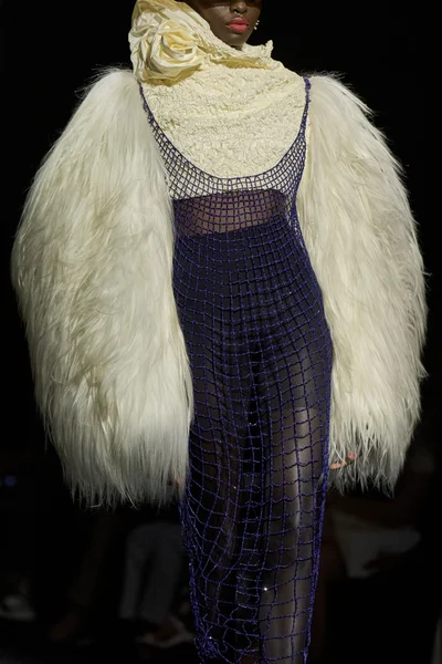 Look 39